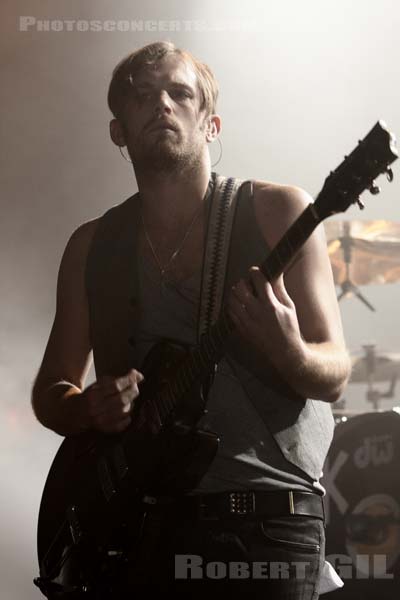 KINGS OF LEON - 2008-07-08 - PARIS - Zenith - 